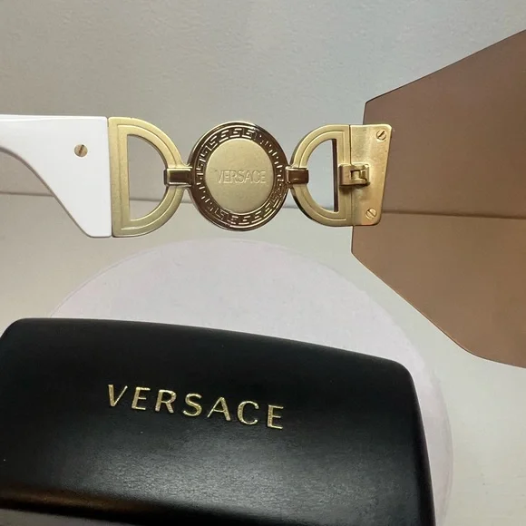 Versace Sunglasses, NEW - Picture 9 of 9